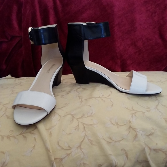 Shoes - Picture 2 of 3